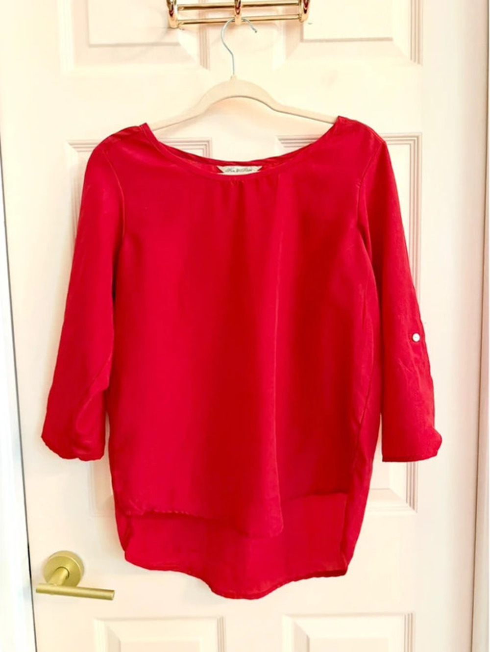 Lightweight red fun and flirt top
